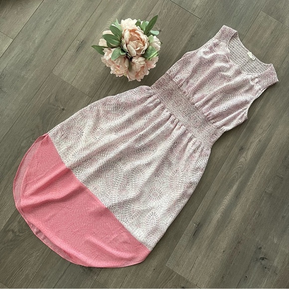 ❄️5 for $20❄️ GAP Pink Paisley Color Block Smocked Midi Dress - Picture 2 of 6